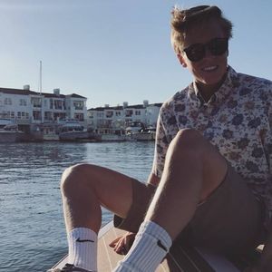 Meet your Posher, Justin